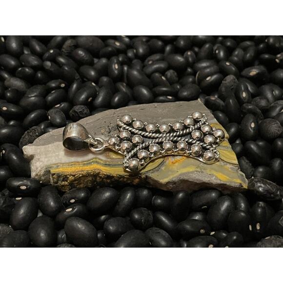 Native American SW Sterling Silver Dome Pearl Studded Solid Shield Pendant - Picture 3 of 8